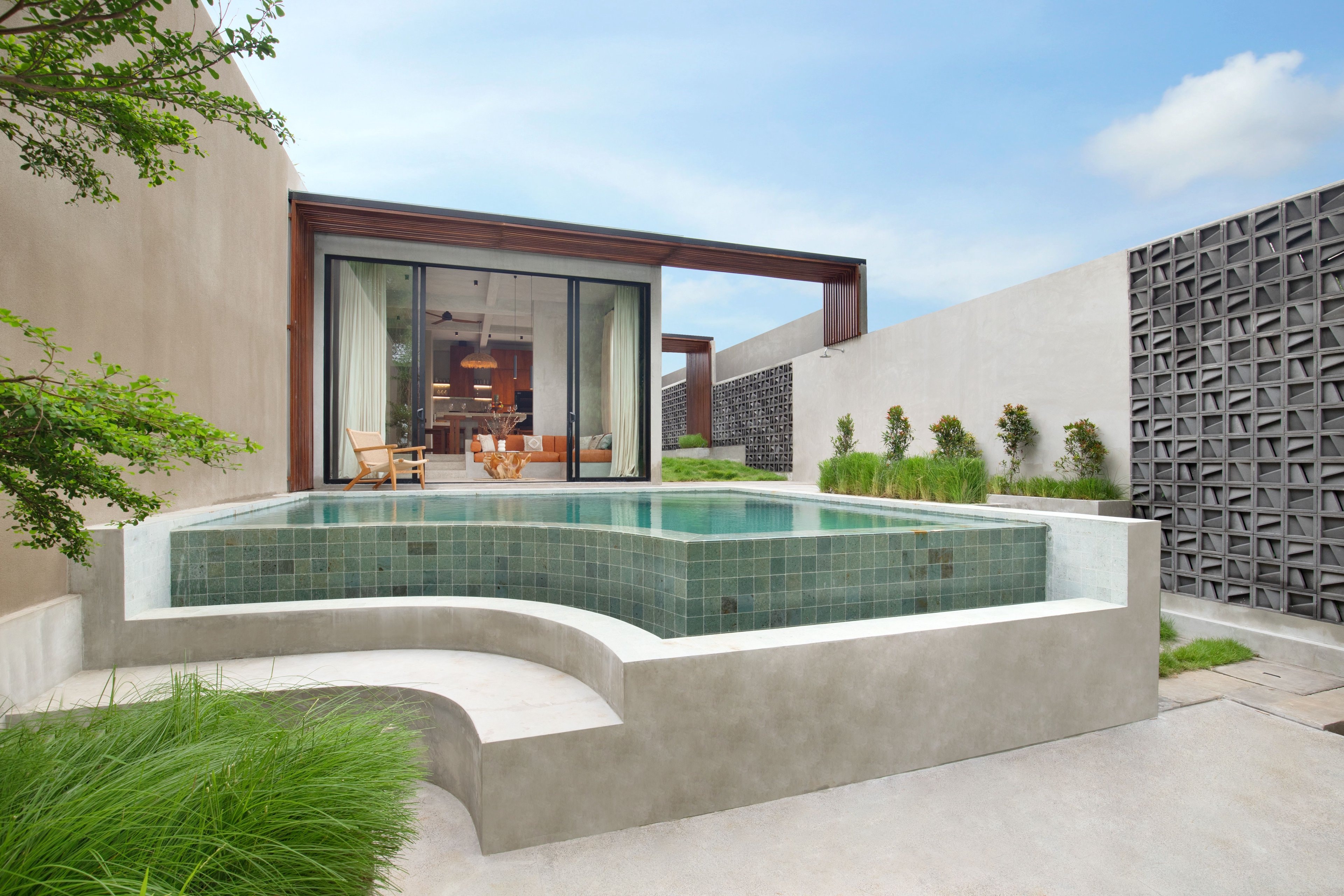Garden Villa II LOT 2 gallery image 2