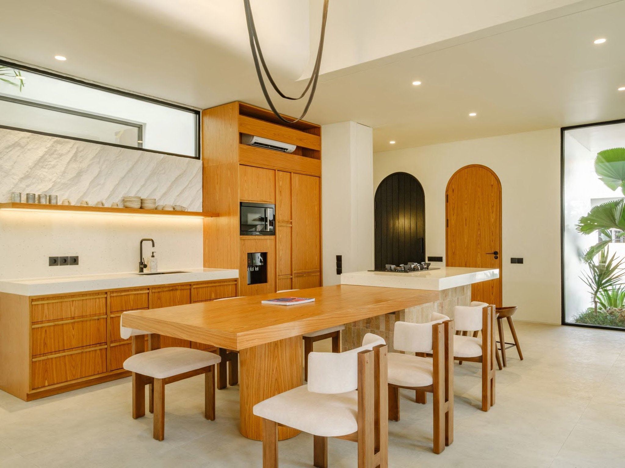 Lyvin Bingin Villas Three-storey villa A · 3 bedrooms gallery image 1