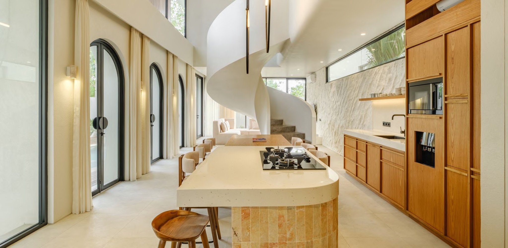 Lyvin Bingin Villas Three-storey villa A · 3 bedrooms gallery image 2