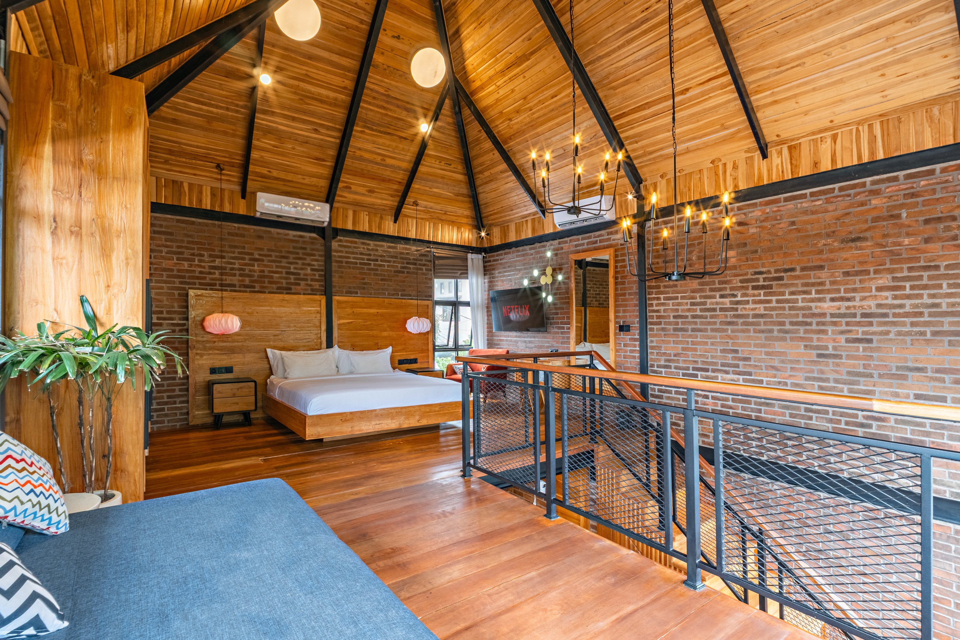 Red Villa Вилла с 1 спальней · 90 м²: изображение 2