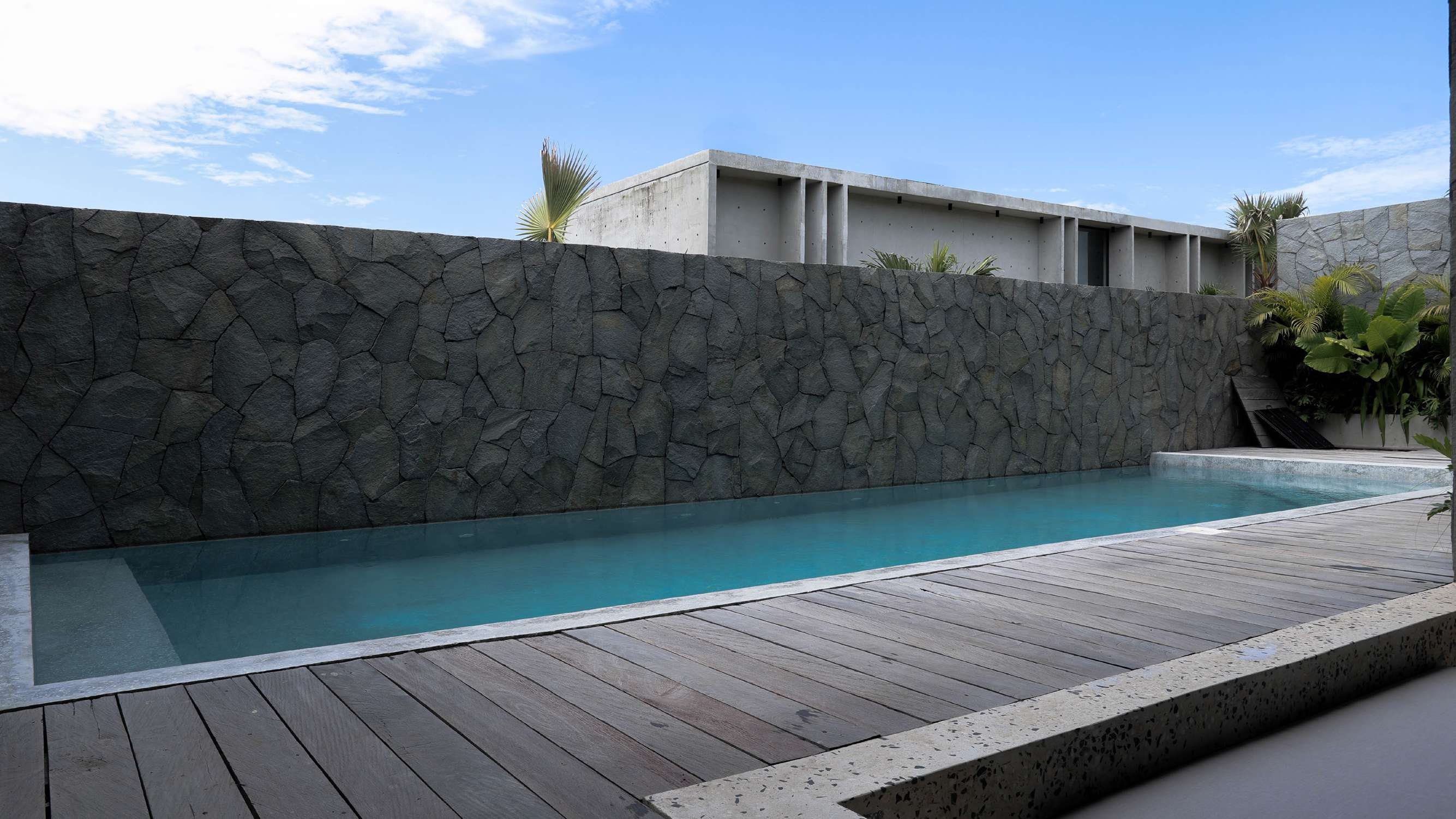KABAKABA RESORT Villa 5 gallery image 2
